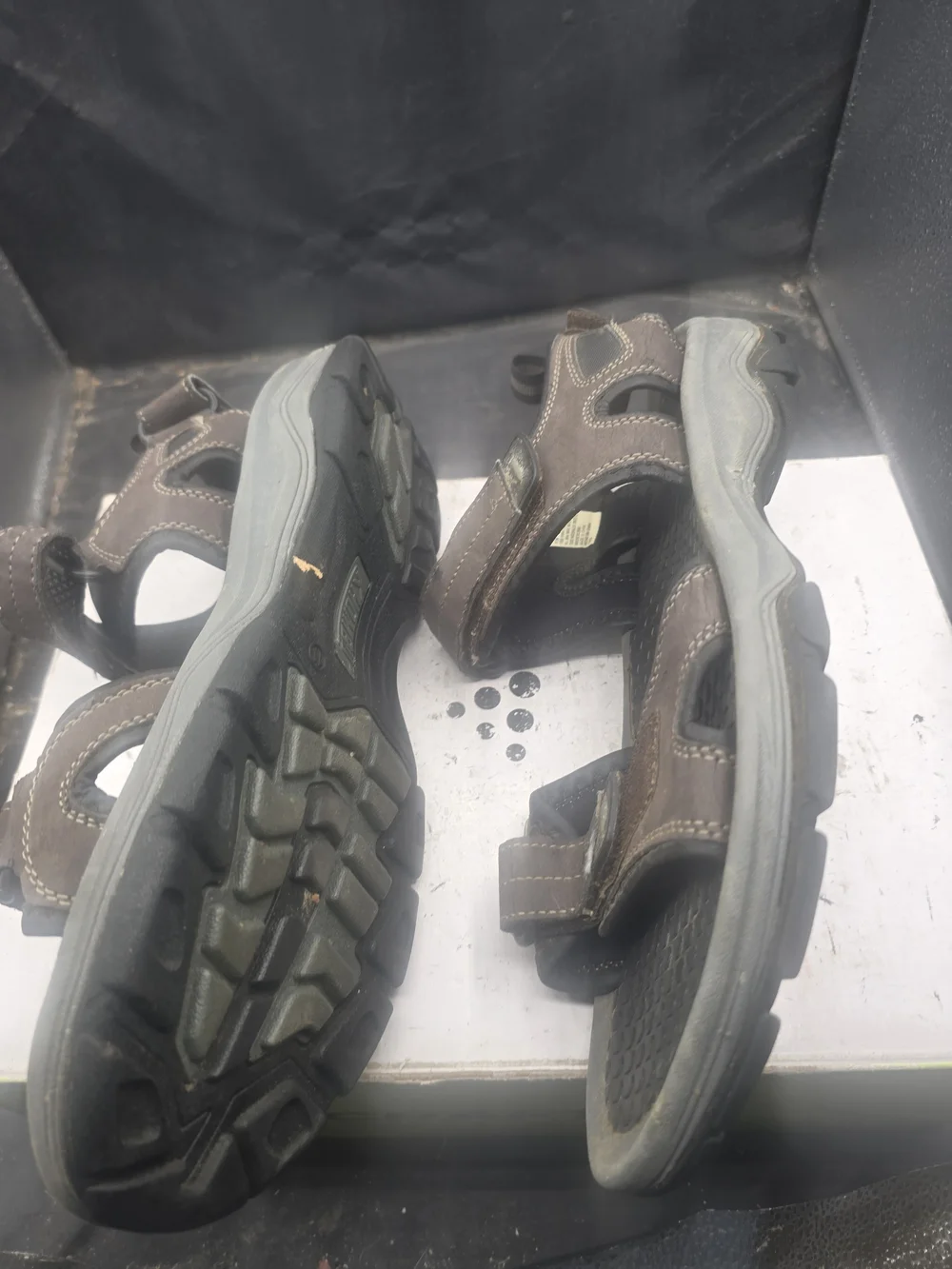 Khombu Brown and Black Men's Adjustable Strap Sandals